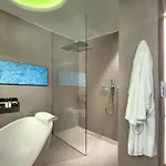 Cavour 4* מילאנו
