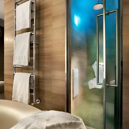 Cavour 4* Milán