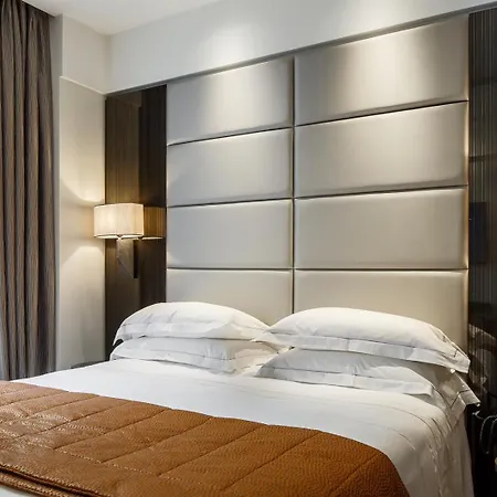 Cavour 4* Milán