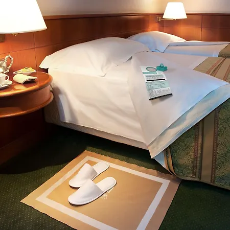 מלון Cavour מילאנו