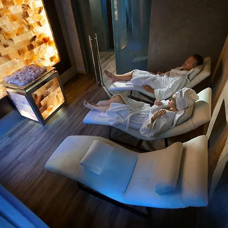 Отель Cavour 4*