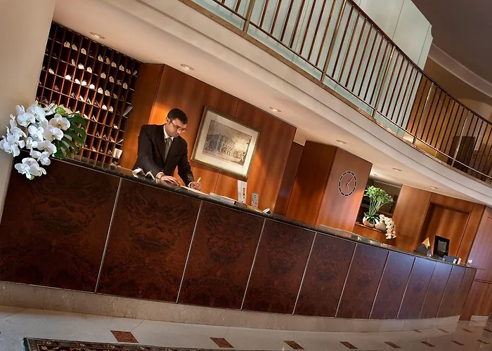 Hotell Cavour